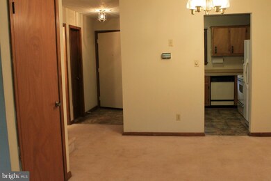 23338 Red Oak Ct, California, MD 20619 - photo 3