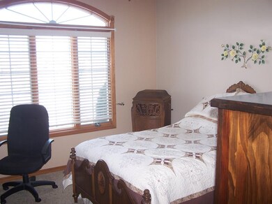 8469 W 91st Ave, Saint John, IN 46373 - photo 2