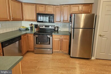 4084 Laurel Ln, Mount Joy, PA 17552 - photo 5