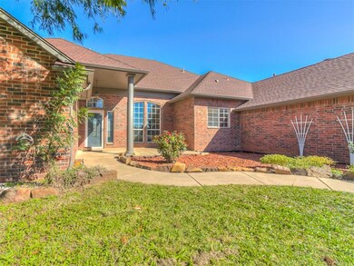 2201 NE 15th St, Moore, OK 73160 - photo 4