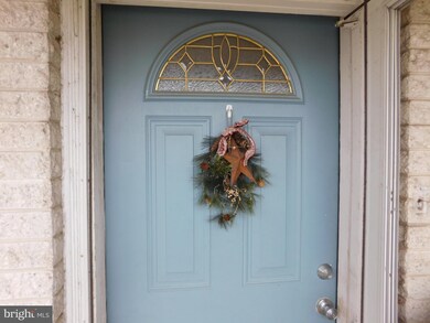 1011 Hunter St, Tamaqua, PA 18252 - photo 3