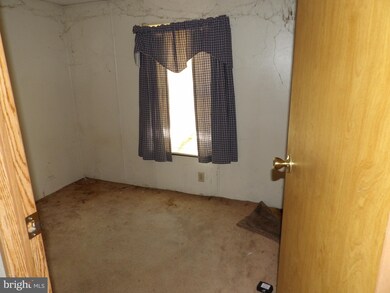 15282 Ridge Rd, Waynesboro, PA 17268 - photo 6