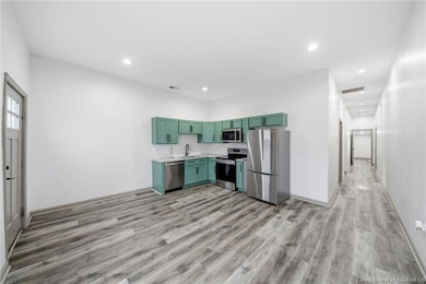 917 Fulton St, Jeffersonville, IN 47130 - photo 4