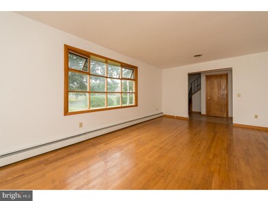 320 Delaware Rd, Riegelsville, PA 18077 - photo 5