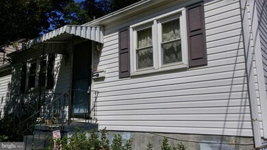 7724 Emerson Rd, Hyattsville, MD 20784 - photo 2