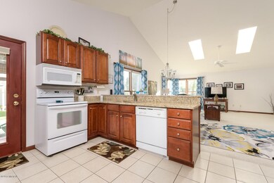 Hunters_Place_2905_Kalamazoo_49048-7
