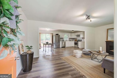 166 Zelma St SW, Marietta, GA 30060 - photo 3