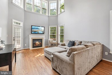 21860 Westdale Ct, Broadlands, VA 20148 - photo 3