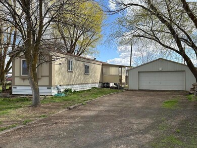 201 D St, Endicott, WA 99125 - photo 2