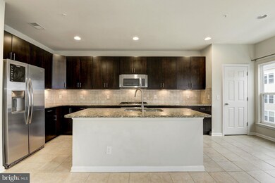 3044 Rittenthouse Cir unit 48, Fairfax, VA 22031 - photo 5