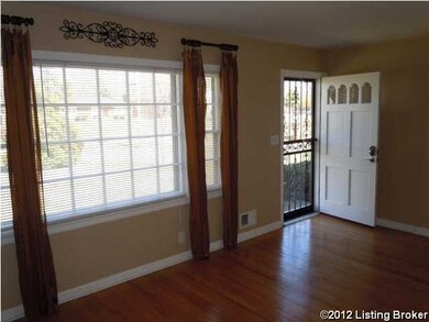 9200 Hudson Ln, Louisville, KY 40291 - photo 5