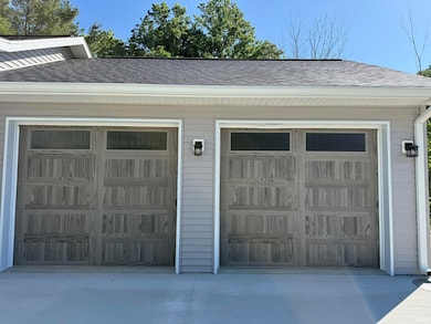 3417 S Knightridge Rd, Bloomington, IN 47401 - photo 2