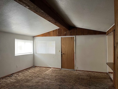392 Walnut St, Weed, CA 96094 - photo 5