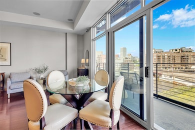 Point on the River Unit 406 Staged 7