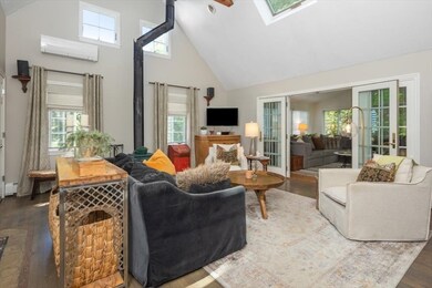 193 Newbridge St, Hingham, MA 02043 - photo 4