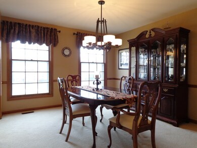 732 Nordic Ct, Batavia, IL 60510 - photo 4