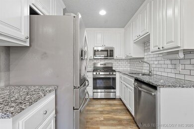 660 E 143rd St, Glenpool, OK 74033 - photo 6