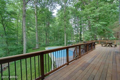 8544 Pineway Ct, Laurel, MD 20723 - photo 2