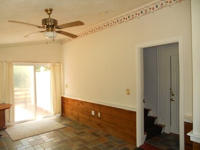 35 Howard St unit 2nd Floor, Milford, MA 01757 - photo 6