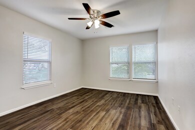 5009 Winnetka St, Houston, TX 77021 - photo 7