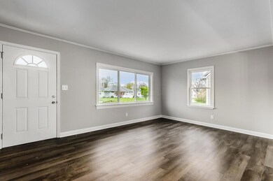R - Eastmoor Blvd 010