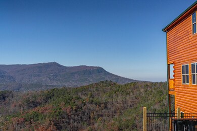 1509 FireflyTrailWay-14
