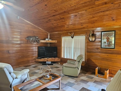 115 Roberts Ln, Salters, SC 29590 - photo 2