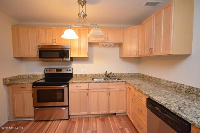 6736 Peter Rabbit Dr N, Jacksonville, FL 32210 - photo 2