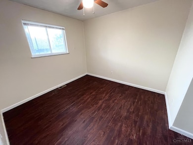 1821 Mills Ave, Cincinnati, OH 45212 - photo 6