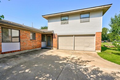 5600 NW 67th St, Warr Acres, OK 73132 - photo 4