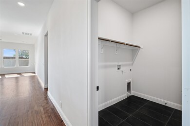 613 Brazos Dr, van Alstyne, TX 75495 - photo 7