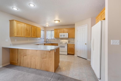 1906 S Bridle Cir, Washington, UT 84780 - photo 5