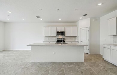 Designer Kitchen w/Oversized Island