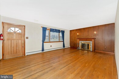 6103 Pembrook St, Frederick, MD 21704 - photo 3