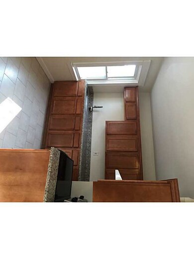 17 Algonquin St, Providence, RI 02907 - photo 3