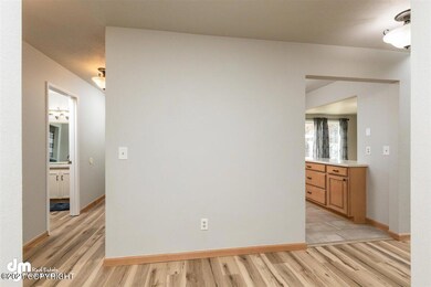 04-Entry 20210426-DW-1554