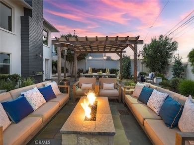 237 Via Los Miradores, Redondo Beach, CA 90277 - photo 2