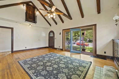 5_living room 02