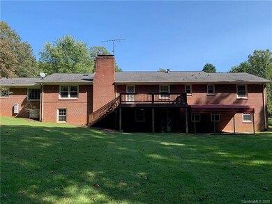 312 Saint Andrews Rd, Statesville, NC 28625 - photo 7