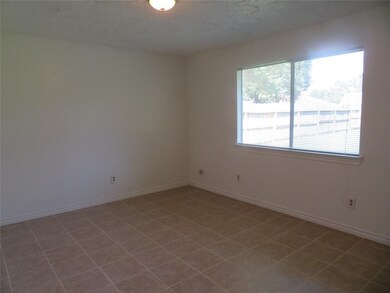 7214 Bubbling Brooks Ln, Houston, TX 77095 - photo 7