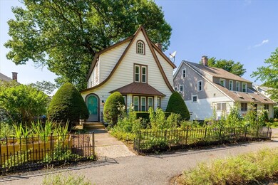 15 Elmwood St, Worcester, MA 01602 - photo 2