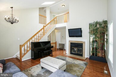 38 Tivoli Lake Ct, Silver Spring, MD 20906 - photo 3