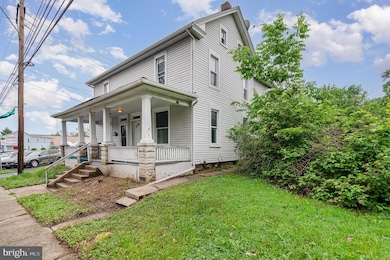 2319 Herr St, Harrisburg, PA 17103 - photo 2