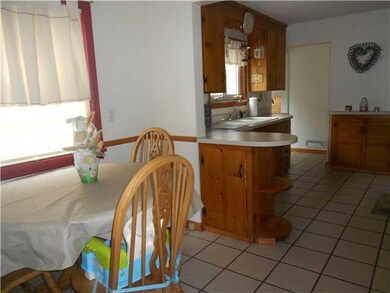 Kitchen Kitchen and dinette area