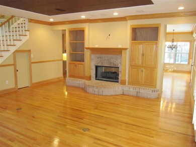 surround sound & built-ins w/pull out shelves.