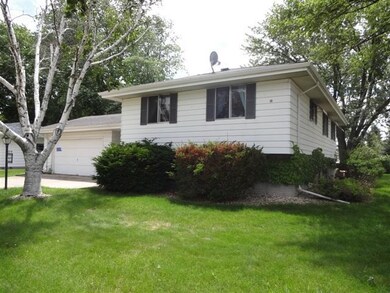1337 Kellogg Ave, Janesville, WI 53546 - photo 2