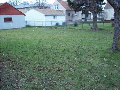 Yard/Garden Partially fenced backyard!