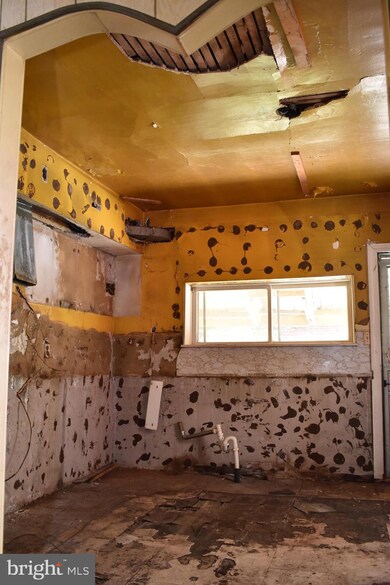 1346 N 29th St, Philadelphia, PA 19121 - photo 6