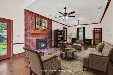 1303 S Hyde Park Ave, Denison, TX 75020 - photo 6