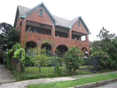 320 W Polk St unit 3, Houston, TX 77019 - photo 2